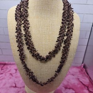 852.  Vintage Hawaiian Brown Apple Seed Necklace